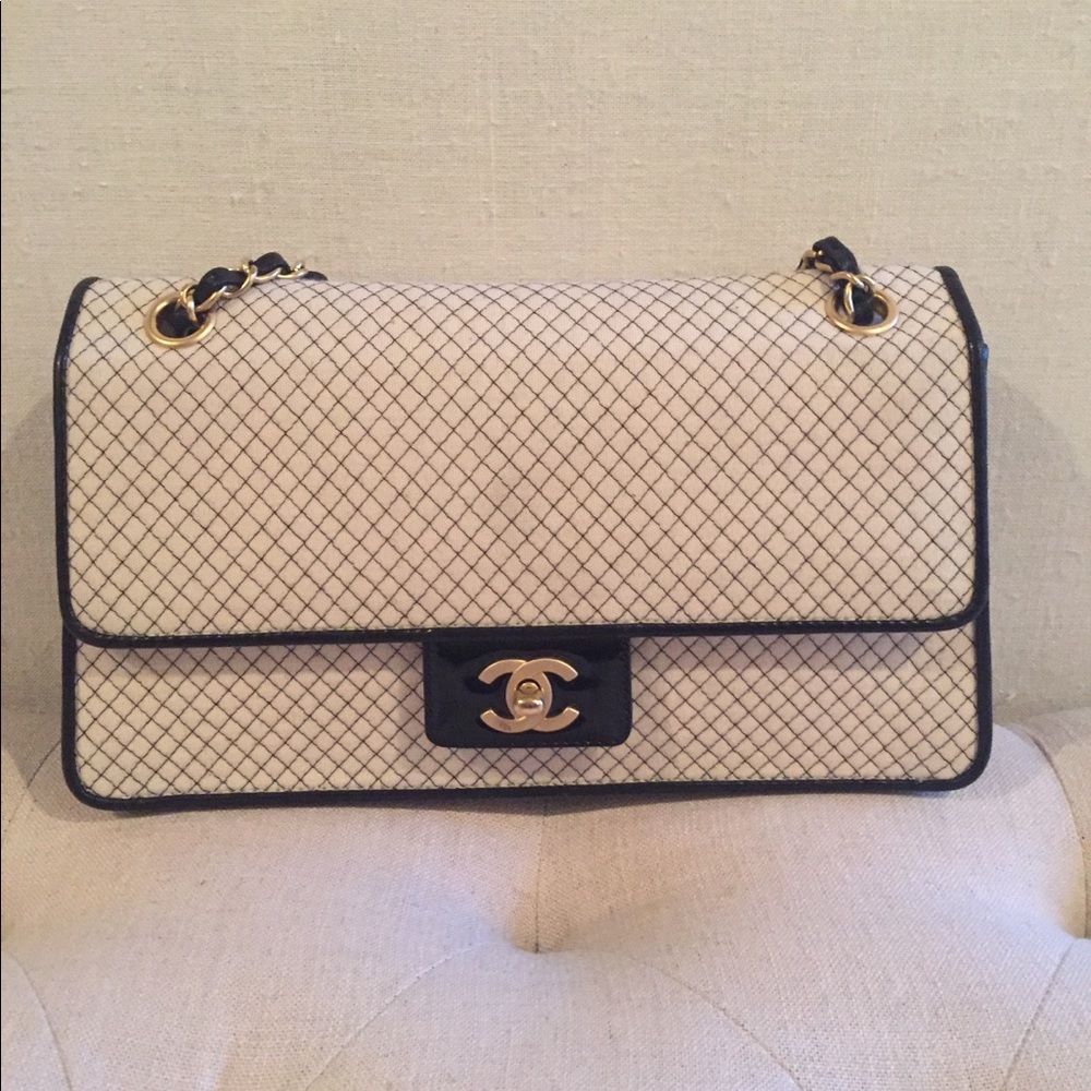Chanel Handbag/ certified # 7300230
